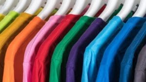 Color Combos That Pop: Summer T-Shirt Color Pairings That Look Good on Everyone